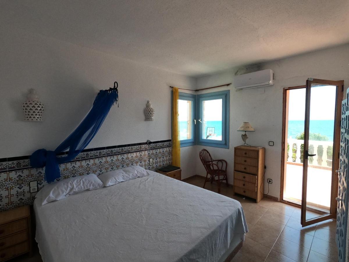クリェラ Oasis En La Playa: Piscina Y Relaxヴィラ エクステリア 写真