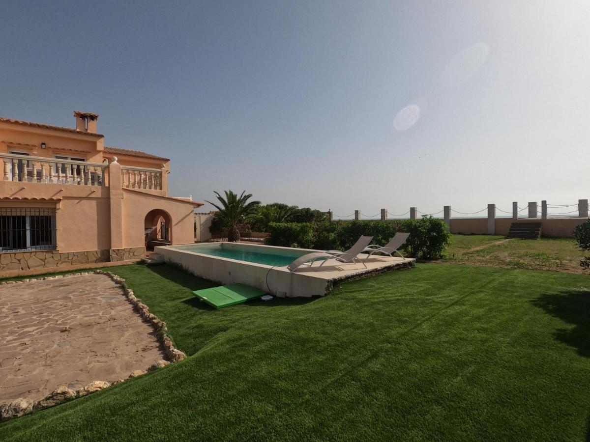 クリェラ Oasis En La Playa: Piscina Y Relaxヴィラ エクステリア 写真